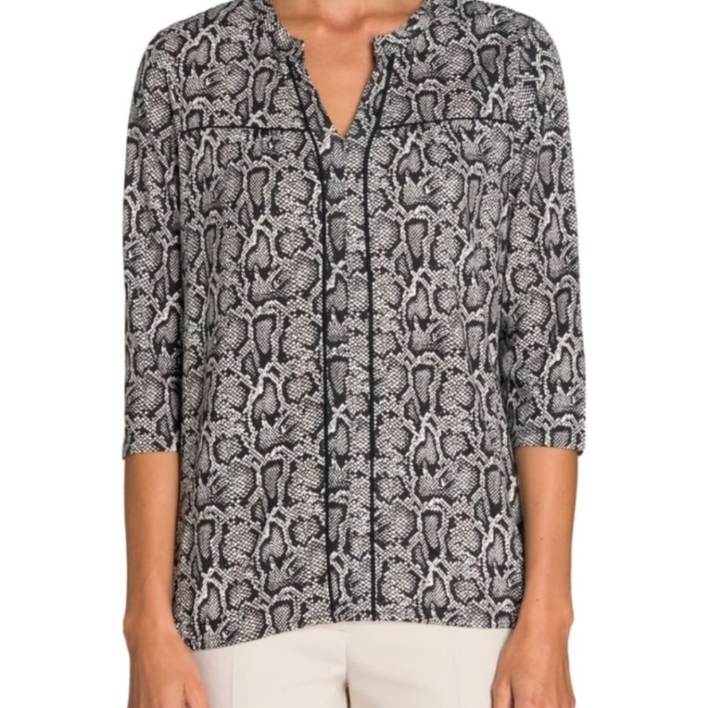 Olsen New Women's snake print top